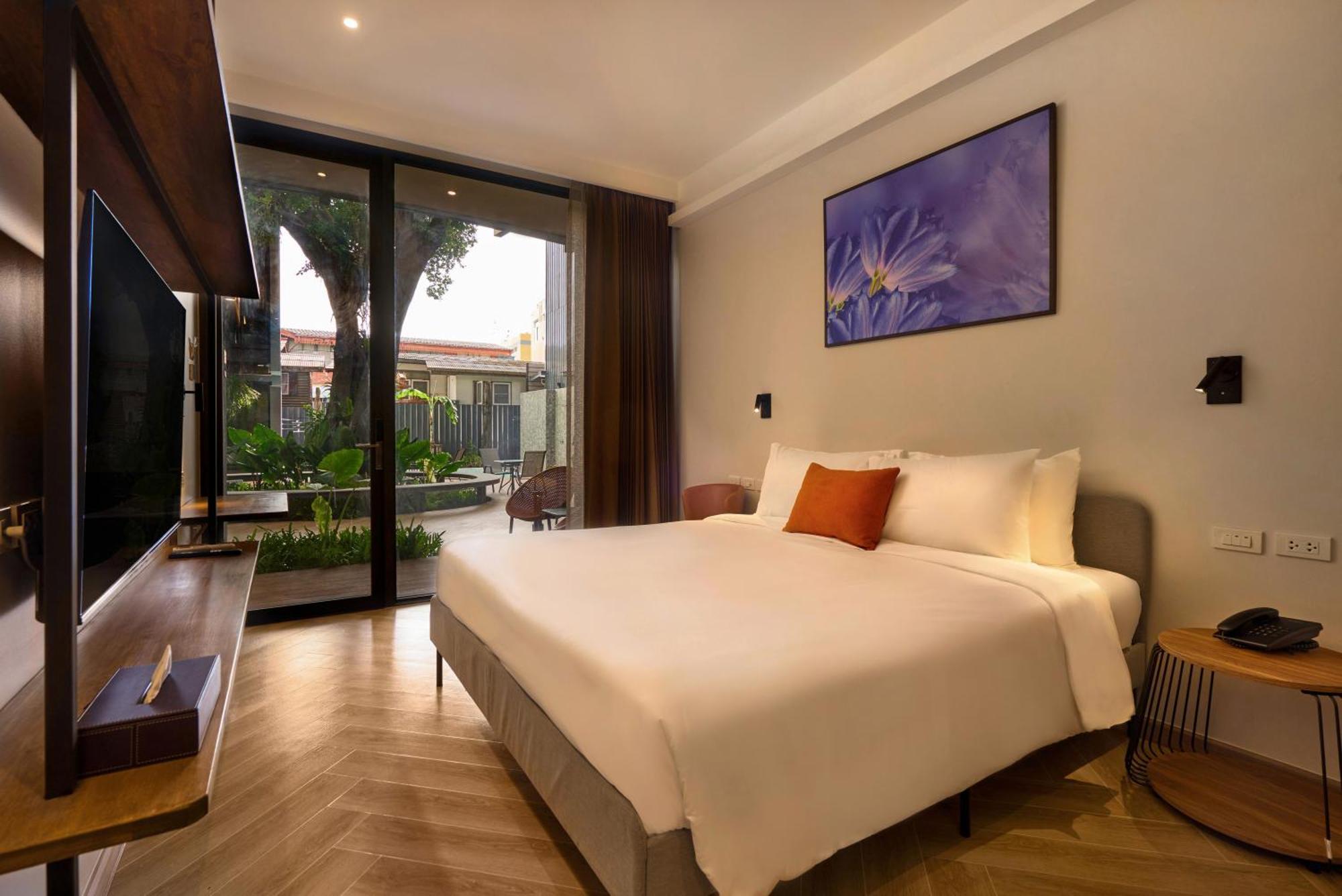 Red Door Samsen Hotel, Бангкок Екстер'єр фото